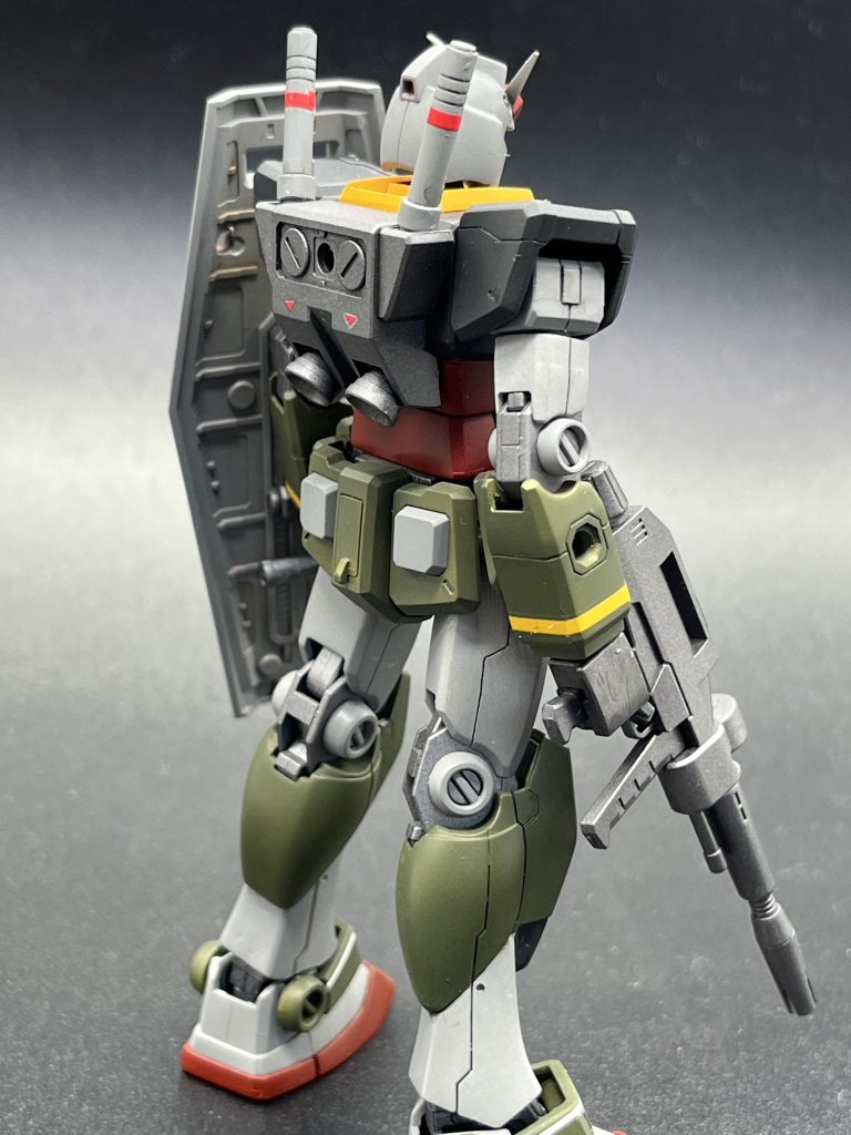 サーベルの赤いラインデカールが面倒でした…