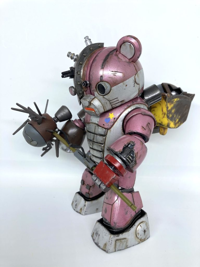 ベアッガイは中のフレームまでしっかりと作り込まれているので壊し甲斐があります笑