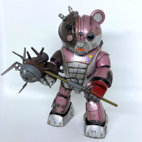 ベアッガイ　廃品回収中