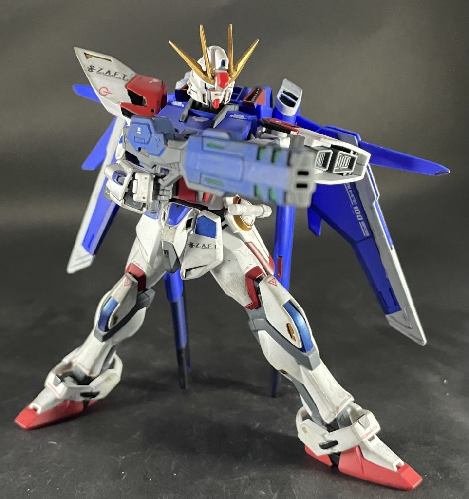 一部、プラ板を貼ってディテールアップもしています♪