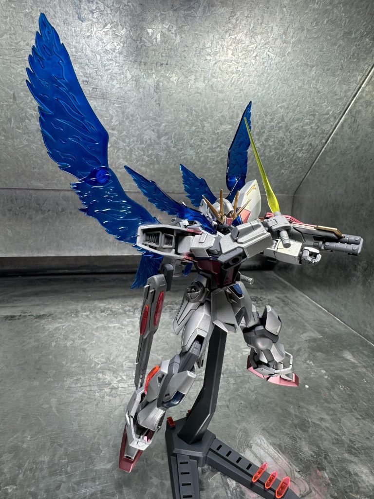 ビームサーベル持ち2抜刀ポージング