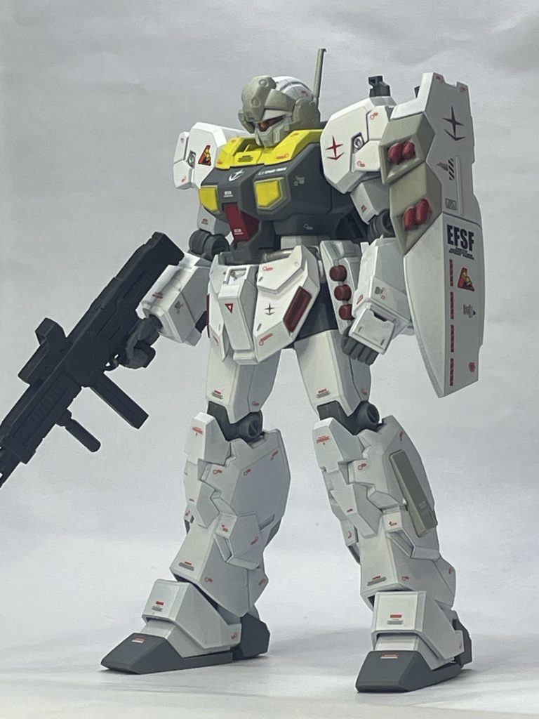 HG ジェスタ。ジムⅢカラーを参考にして連邦軍カラーにしてみました。