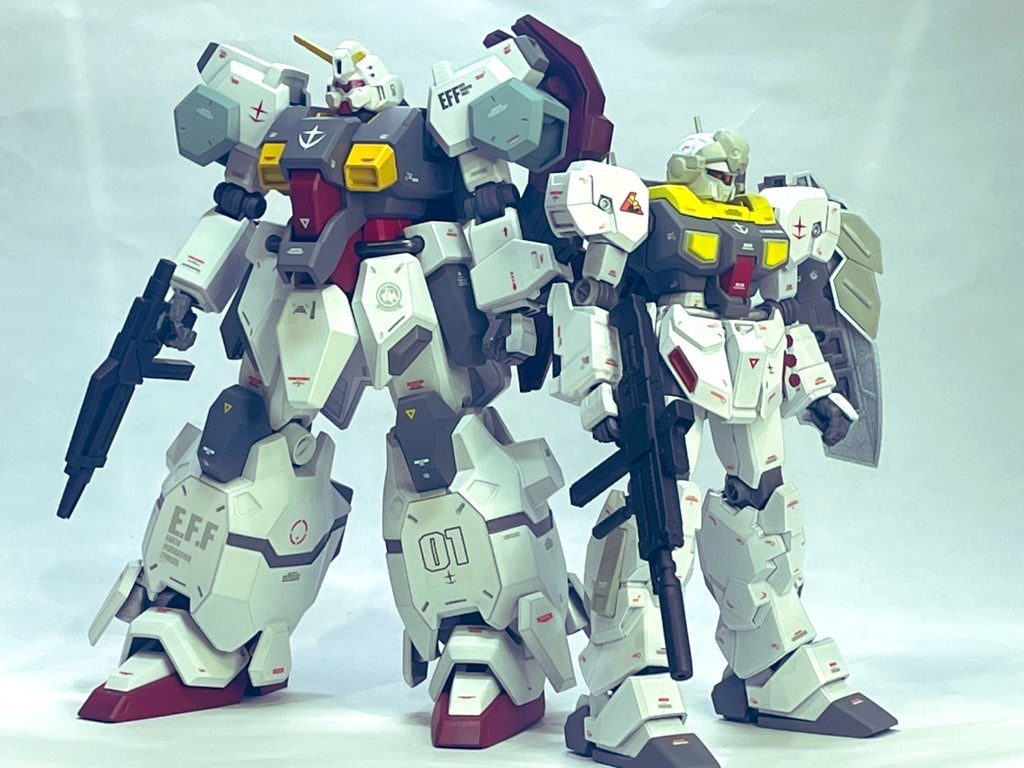 せっかくなので以前作ったグスタフ・カールとツーショット。似たようなカラーリングなので違和感ないかなと思います。