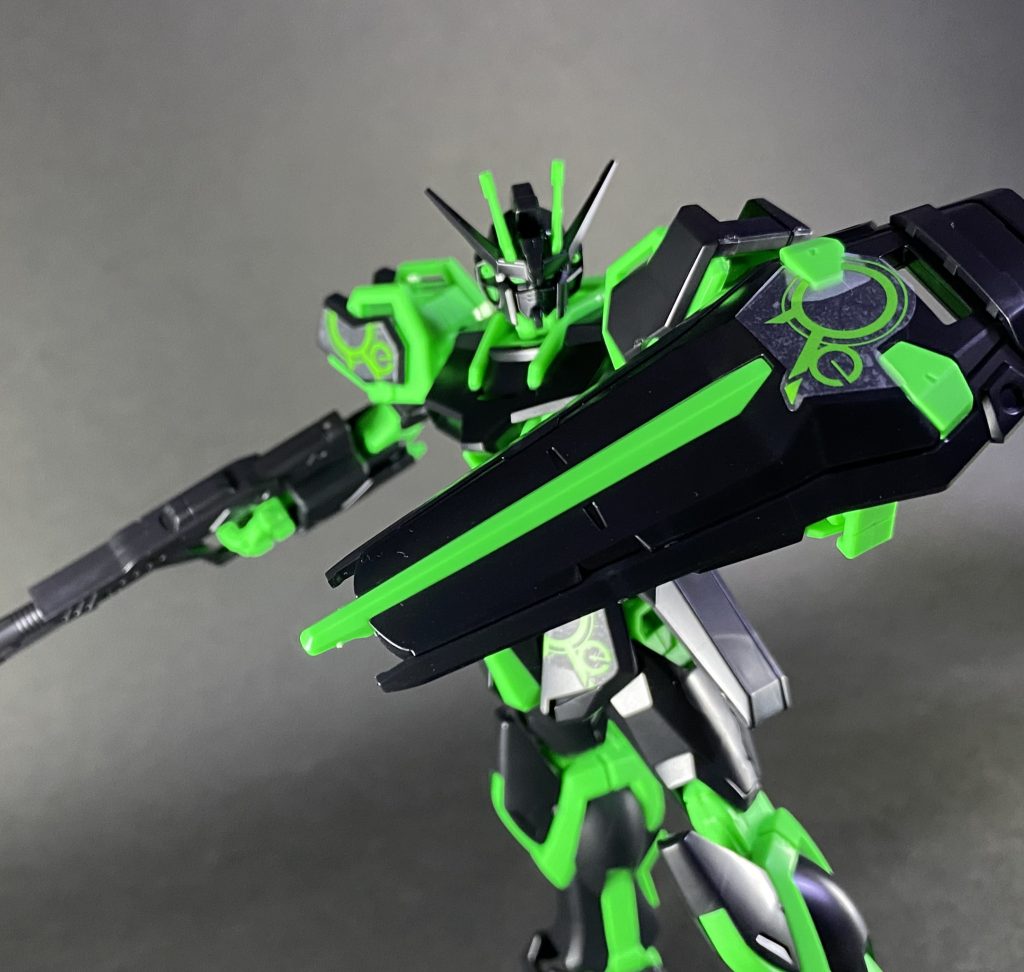 EGストライク(エコプラ)–3枚目/制作者：LEX