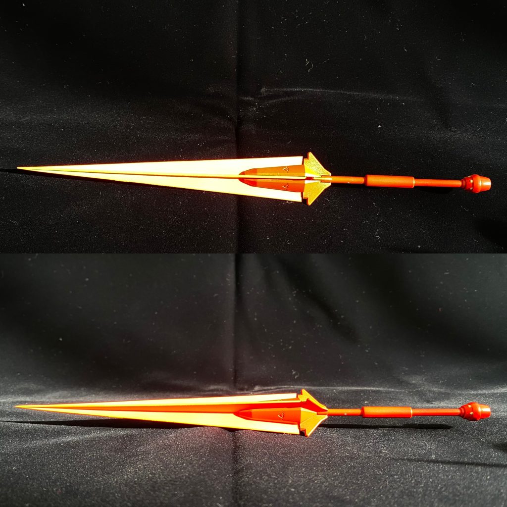 いつもの長物です。基部にはバルバトスのメイスを使用し、プラ板・プラ棒・プラパイプででっち上げたビームランスです。