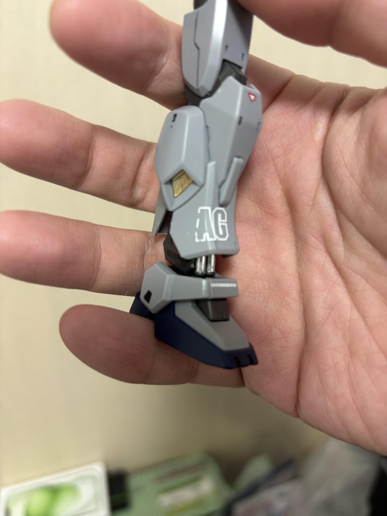 水転写苦手で削れたデカール。汚すことを決意した瞬間である。