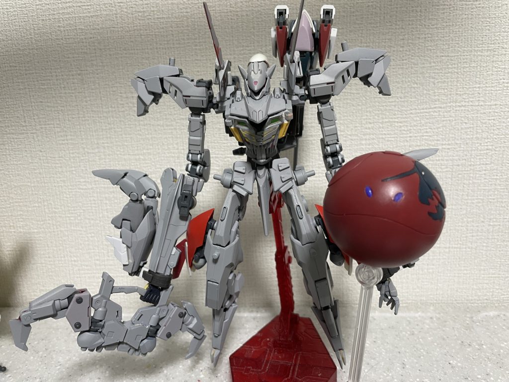 搭乗機も製作中だったのですが、残念ながら間に合いそうにないので製作途中のツーショットだけでも...