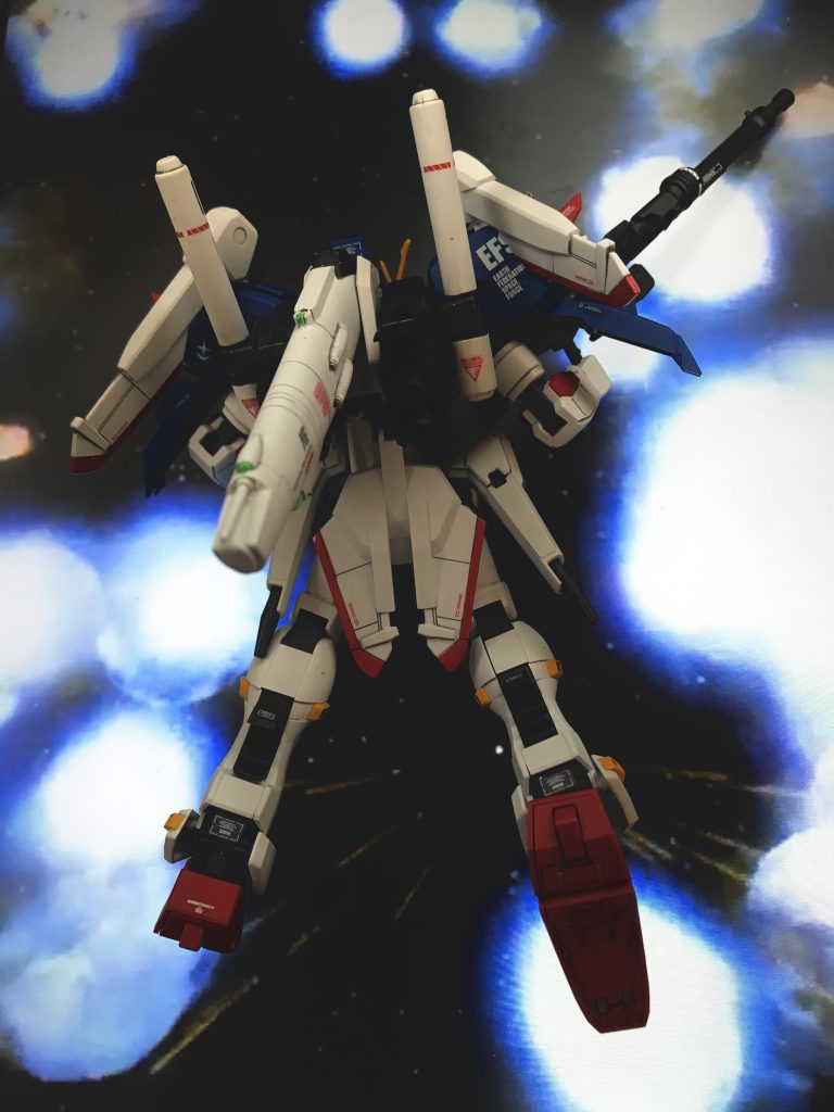 弾幕をかわしているいるイメージ