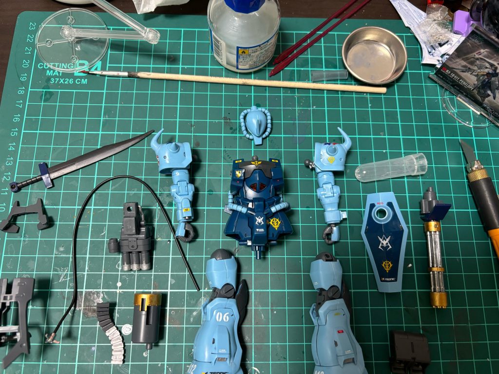 デカール貼ってウェザリング前