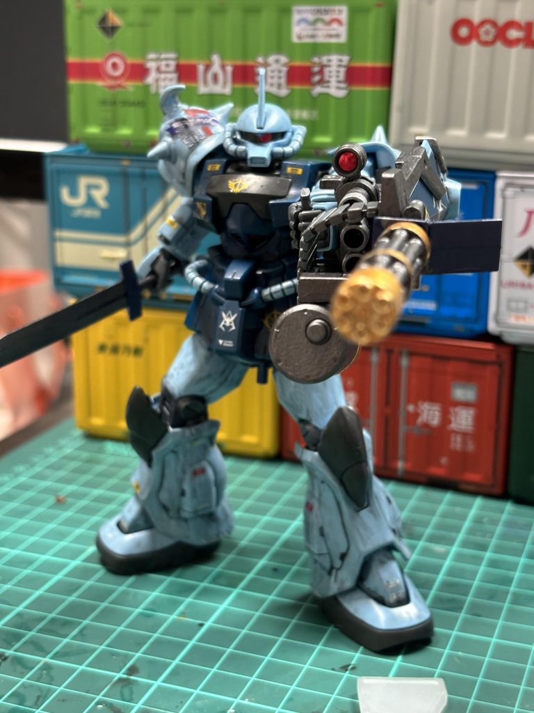 ガドリングは一色にした方が良かったかなとか思いつつ、金を入れました。ちょっと下品かもしれないと思いつつ、まぁいいやとw