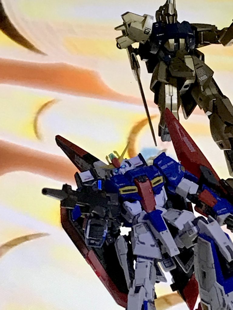 コロニーレーザー内、クワトロと離脱