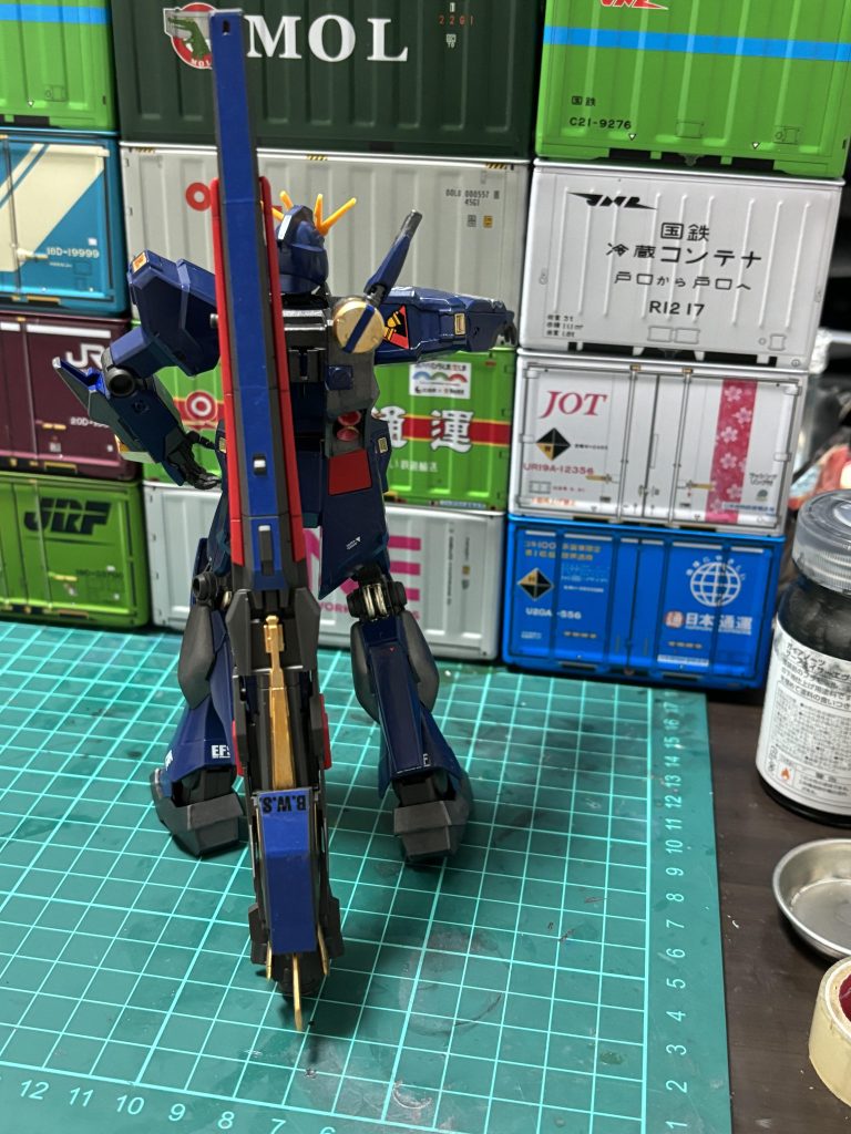 ロングフィンファンネル