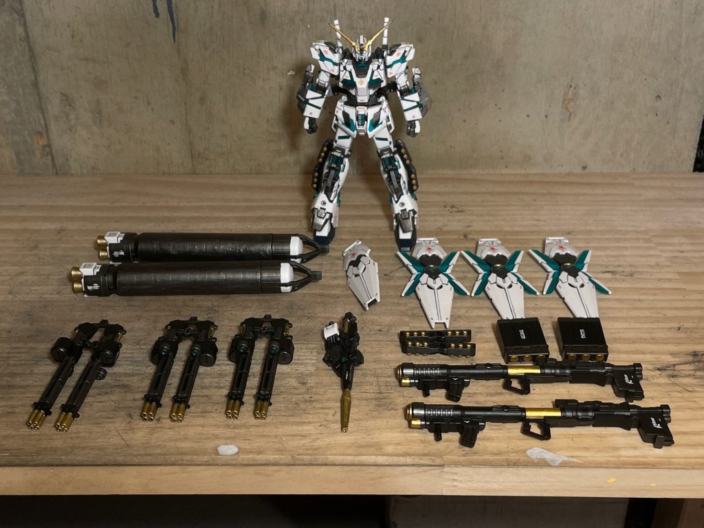 武装装備前、汚し前。