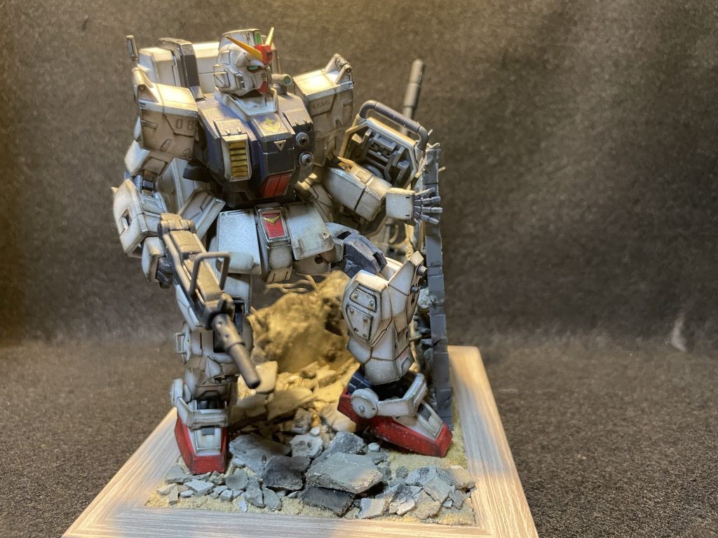 陸戦型ガンダム–2枚目/制作者：パパオヤジ3