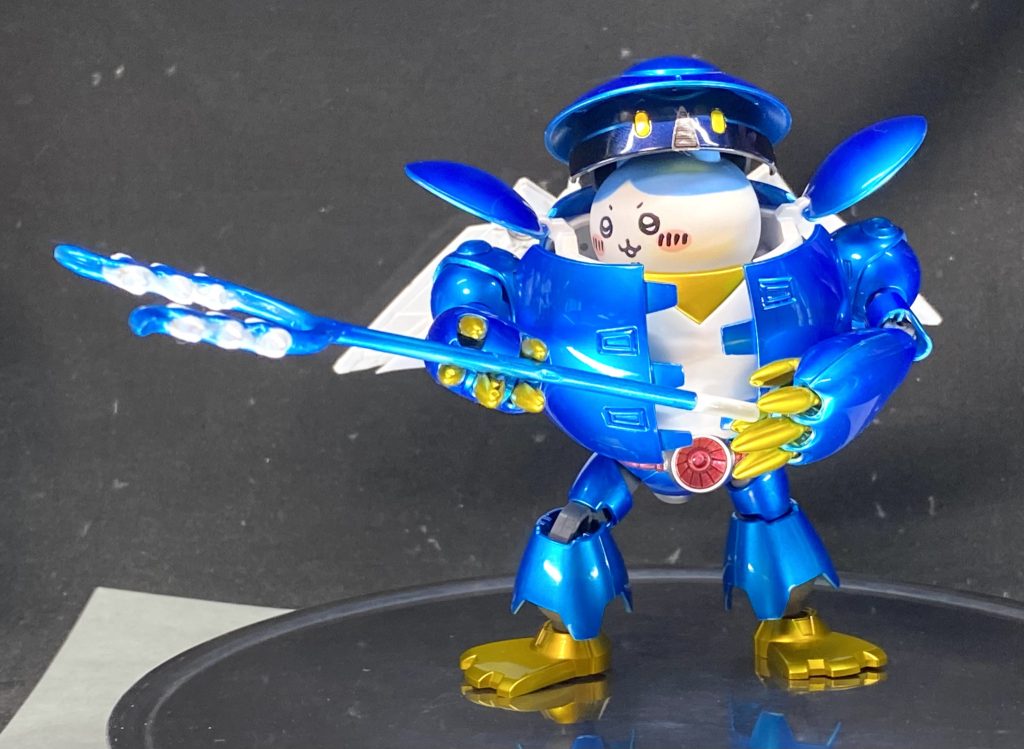 ヤーーっと両手で構えて武器の取り回しがしやすいように腕のブロックは1つ減らしてます。