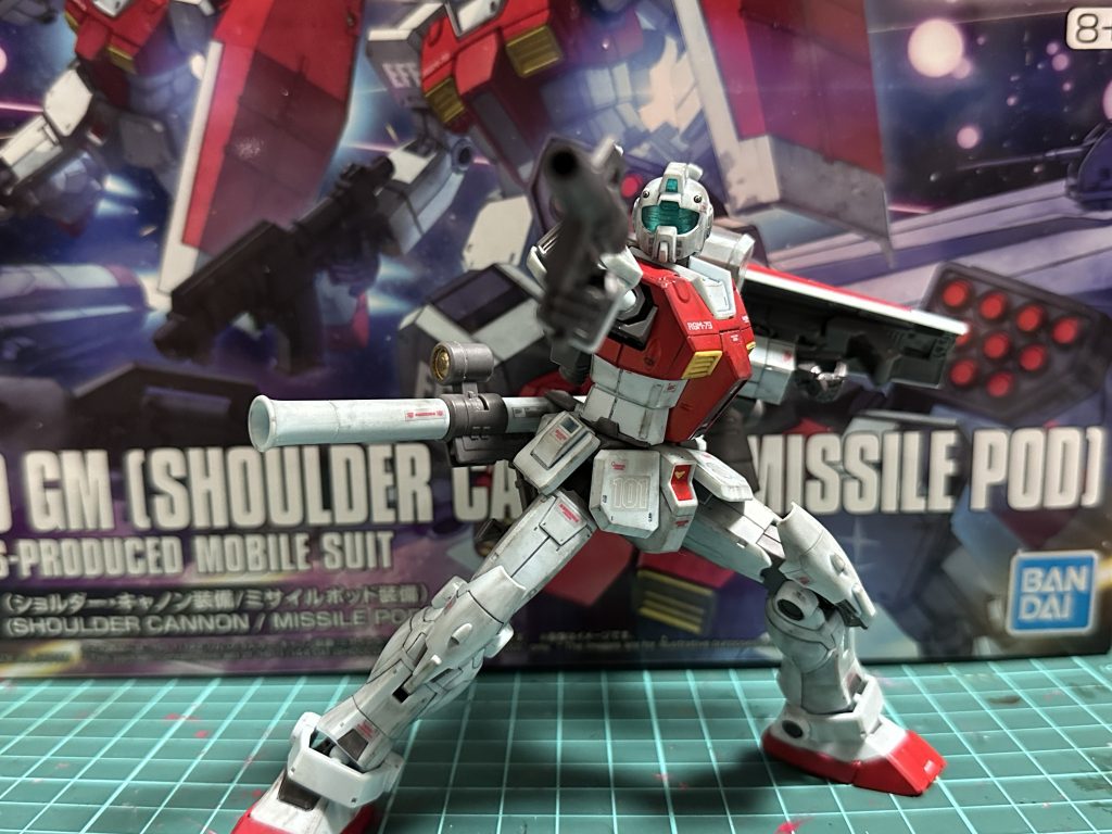 ジムと言えばビームスプレーガン｡ﾁｭﾝﾁｭﾝ…