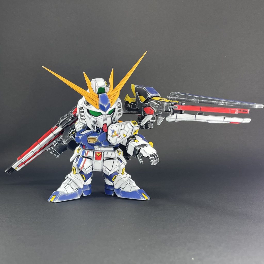 全景はこんな感じです。ロングレンジフィンファンネルを2つ引っ付けているので、めちゃ横長です。でも、長い武器はカッコいいですね。、