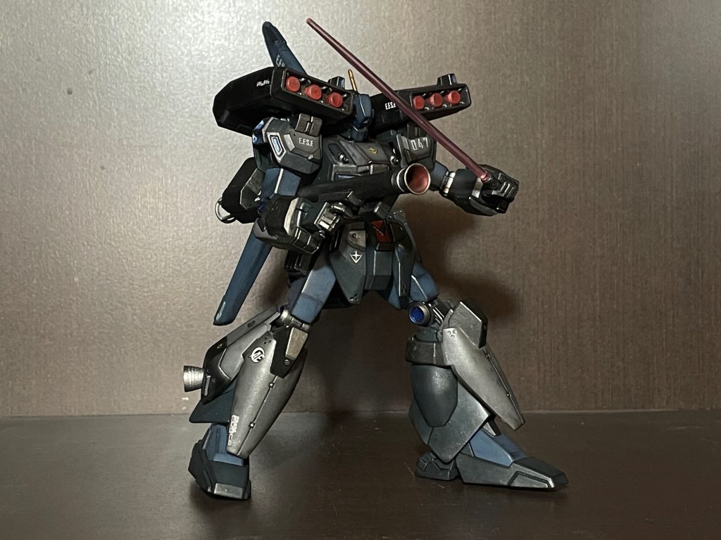 ジェスタほど可動が良くないのでポージングはイマイチですが、名もなきエースの力をジェスタ隊と共闘によって更に発揮されるのでは…と、妄想してます。