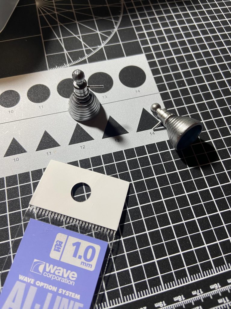 パイピングはバーニアに真鍮線を刺して、WAVEのスプリングNO-2 を支えてます。 最後までご覧いただき、ありがとうございました。