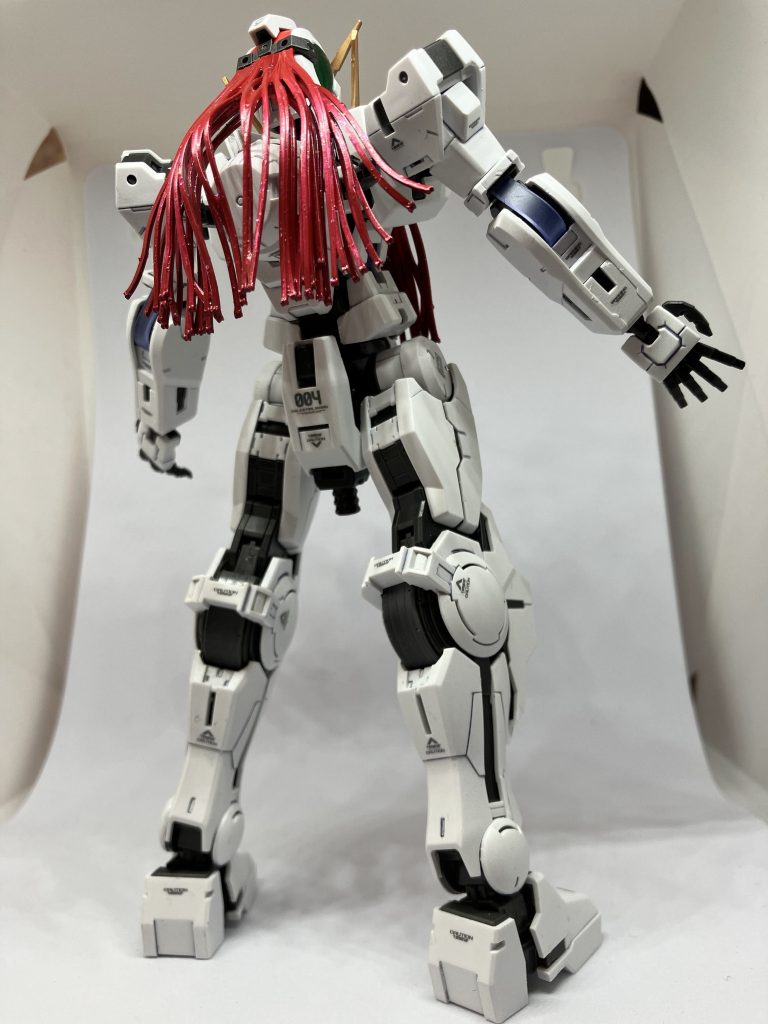 後ろもスッキリでいい感じ。髪の毛も美しいです。