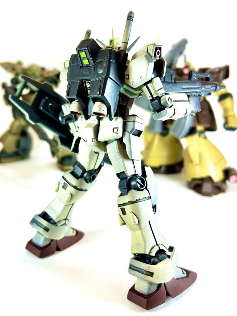 おっと？ジオンじゃない子が乱入