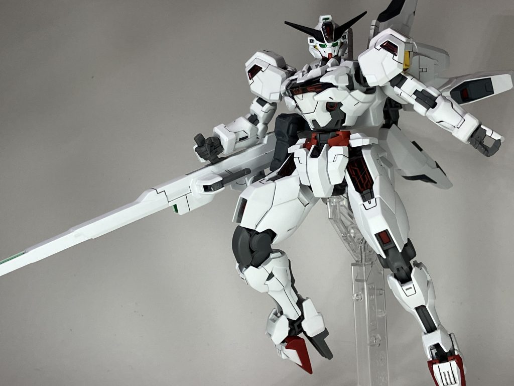 今回はシンプル丁寧に作成する事を目指しました。アニメでの印象がスコア5の方が強いのでシールを赤マッキーで塗って使用しています。