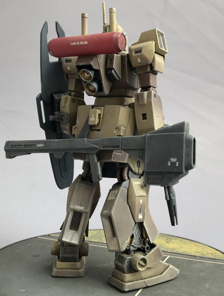 バックパックにはプロペラントタンクを増設しました。