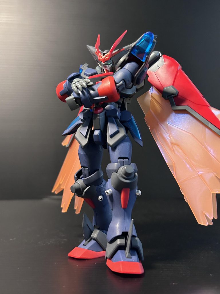 過去投稿作品サンライトガンダムの師匠が使用するガンプラ。師匠はGBNにおける格闘機のモーション作成に貢献した格闘技の達人という脳内設定。サンライトガンダムに試練を与え、自らが修行の最後の壁として立ちはだかる!