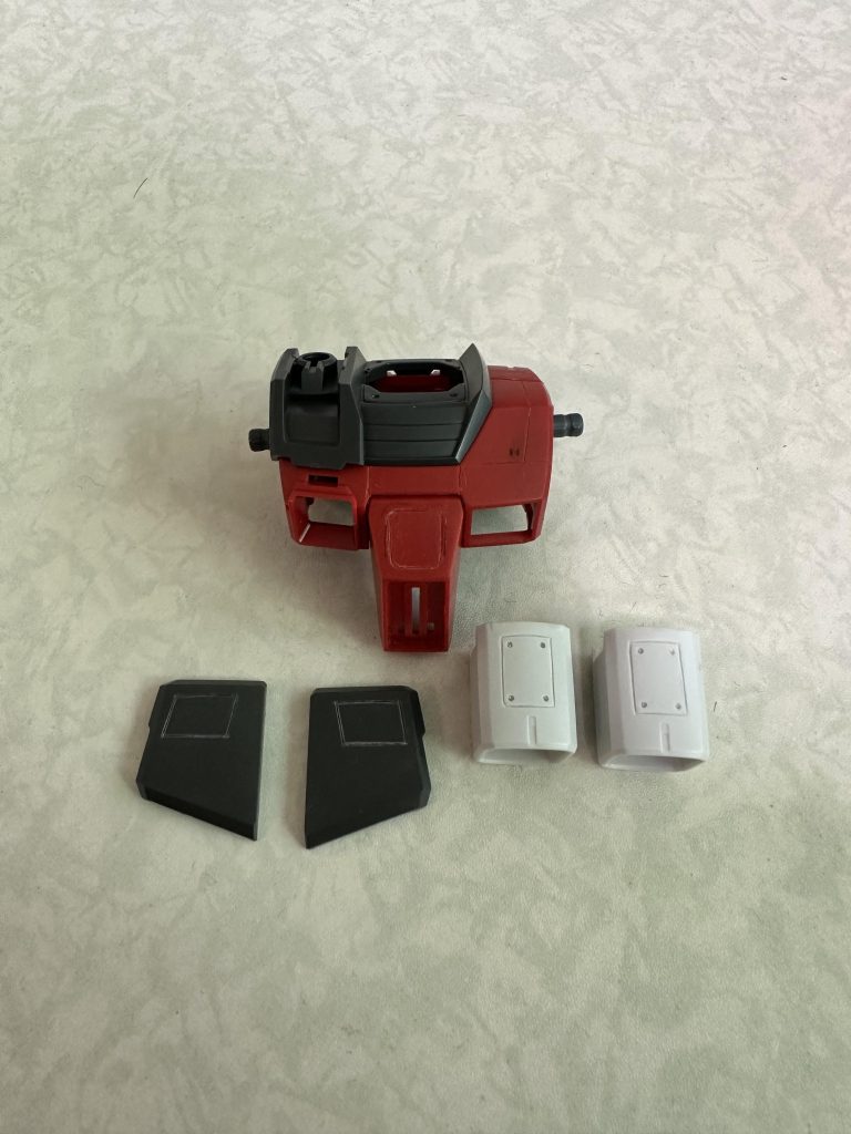 ディティールを箱絵に近づけるため、普段しないスジ彫りを頑張りました。