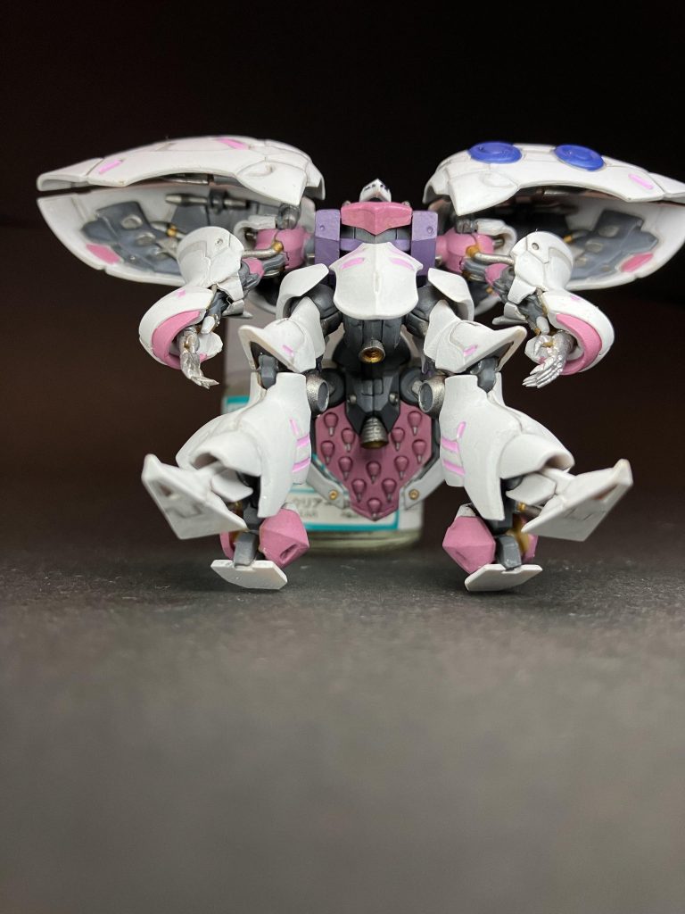 究極のローアングル！基本的にシタデル、ハンドパーツのみガンダムマーカーのメッキシルバーメインのピンクは色々調色してます