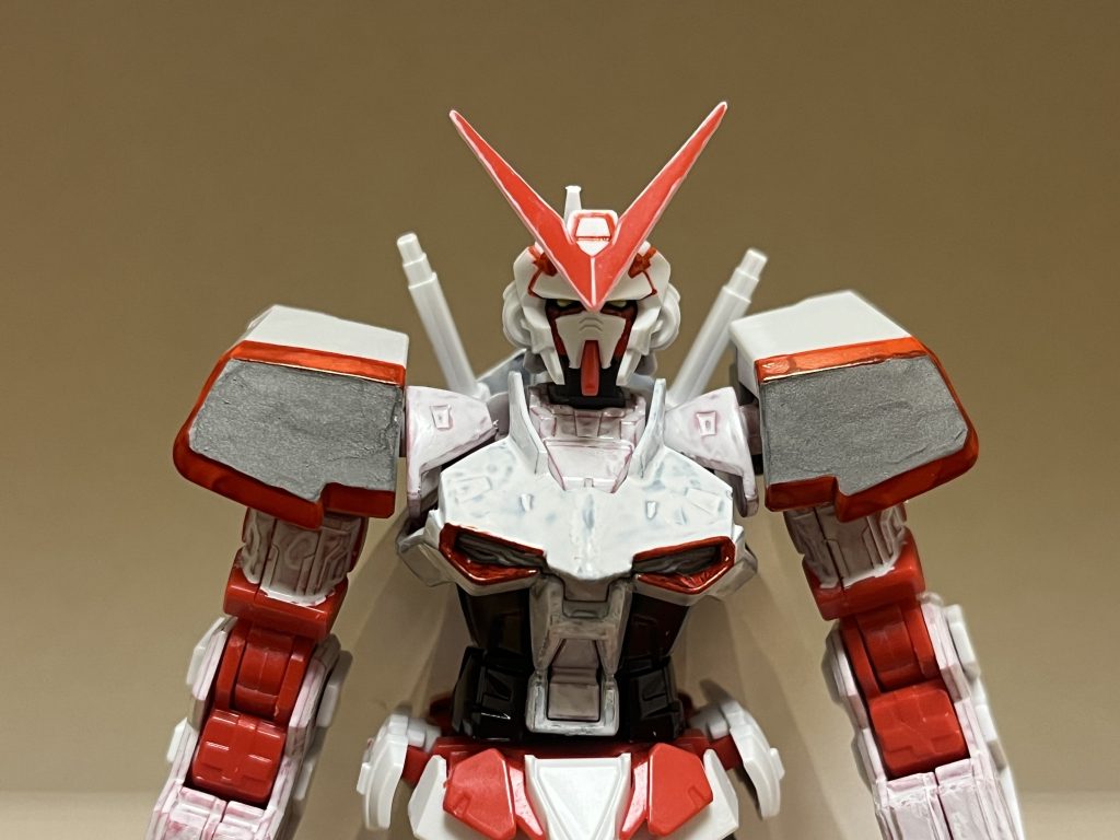 性能・特殊能力アルティメット細胞が完全適合状態で使用されている為、極めて高い性能を誇る。ダメージのフィードバックのデメリットも、フォースインパルスガンダムエクストリームと同じものになっている。アンリミテッドエンジン本機の胸部に搭載された動力機関であり、単体でも核エンジンをも遥かに凌駕する超高出力を誇るが、アルティメット細胞の力で、爆発的に出力が強化されている。そして、破壊と再生を司る事象の加速機能を備えており、本機の最大の特徴たる後述の「創世能力」の根源ともなっている他、一時的に全てのスペックを極限まで高める「ダイナマイトブーストモード」の発動を可能とする。ダイナマイトブーストモード本機の全てのスペックを数百倍以上にまで高めるシステムで、使用時間は90秒間(1分30秒)。言わば本機専用のトランザムシステムとも言える。経過後は元のスペックに戻るが、それ以上の弱体化は無い。特にスピードの加速が凄まじく亜光速レベルに匹敵するほど。本来であれば、このシステム発動には核エンジン99基分に相当する桁違いのエネルギー消費が伴い、アンリミテッドエンジンと言えど一時的に機能停止になり得るほどだが、本機であれば機能停止に陥る事なく、経過後は元に戻る以外に特にデメリットは無い。本機のアンリミテッドエンジンのみでシステムを再発動するには9分間必要となるが、両肩部には本機が生成した莫大なエネルギーを貯蔵する機能が備わっており、ダイナマイトブーストモード発動時に消費される超常的なエネルギー量を賄う役割を持つ為、そのエネルギー供給が間に合えば、即時の再発動も問題なく可能となる。頭部機能マイクや通信などを含め、本機に搭乗したパイロットの言葉に、神秘的な力を持たせる事が可能となり、その発言のみで敵を翻弄できてしまう。この為、口元に指を当てて「しーっ…」と言った瞬間に、時を止めるかのように周囲の動きを静止して、その隙に攻撃するといった芸当をも可能とする。ツインアイには、常人には見えないエネルギーの存在までも捉えることが可能で、ミラージュコロイドなどのステルス機能は本機には通用しない。しかもダイナマイトブーストモード発動時には、超加速の中でも通常時と同等の安定した視界を確保でき、世界中の音を取得する事が可能となる。攻撃能力通常のパンチとキックなどの打撃だけでもPS装甲にダメージを与えられる威力を有する。それに加えて、両腕と両脚には高エネルギー収束機器が内蔵されており、本機の莫大なエネルギーの恩恵によって、その威力の数倍以上に強化を常時使用できる。機動力・スピード本機が保持する性能強化を使わずとも、機動力自体はフォースインパルスガンダムを遥かに凌駕し、亜光速レベルで動くMSにも難なく対応できるほどの反応速度も備えている。運動性も非常に高く、アクロバティックな動きも難なく可能とする。さらに、大気圏内での単独飛行だけでなく、オプション装備なしでの大気圏突入・離脱すらも可能としている。他にも、脚部機能にはエネルギー力場の展開を可能としており、歩行可能領域を拡張し、上下左右の区別なく活動可能で、飛行能力や推進力を用いずとも空中移動が可能となる。防御力・耐久性高い機動力と空間破壊能力もあって、意外にも本機では攻撃が当たる事には全く考慮していない設計になっている。しかし、それでも高出力のビームサーベルやビームライフルの直撃を受けても問題がなく、さらには核ミサイル数発にさえ難なく耐えるなど、一般MSを遥かに凌駕するレベルの強度は備わっている。特殊能力への耐性本機はアルティメット細胞の力を受けて、本機はフォースインパルスガンダムエクストリームと同じように、特殊能力に対する耐性を身につけており、ジャマーやハッキング、妨害電波はおろか、状態異常を引き起こす能力、時間操作能力の影響なども含めた、あらゆる敵の特殊能力を受けない途轍もなく強力な耐性を獲得している。これにより、本機とパイロットは、周囲の時間が停止しても自由に問題なく動ける他、タイムパラドックスが発生しても現代に存在できる。