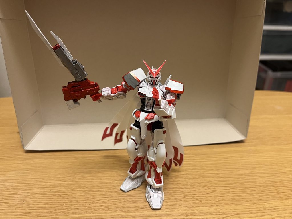 口元に指を当てて「しーっ…」のシーンも再現。