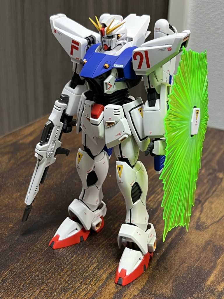 いつものアングル①シールドはホワイトグラデーションで。