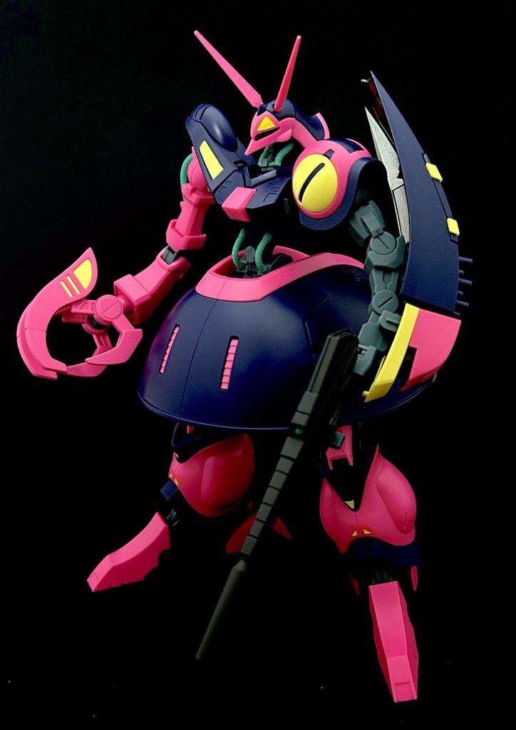 シールは使わず塗装。あとはスカート内側とバーニアをメタリックに、武器をジャーマングレーで塗ってます。