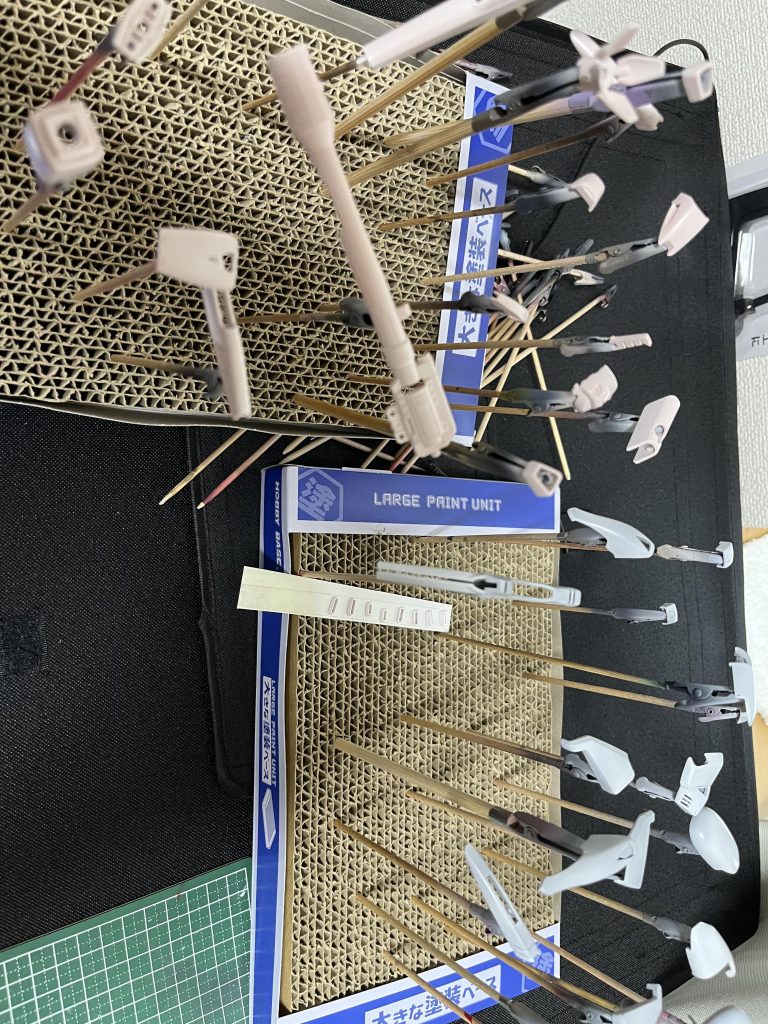 下地をピンクサフにしてしまいたいへんなことに…