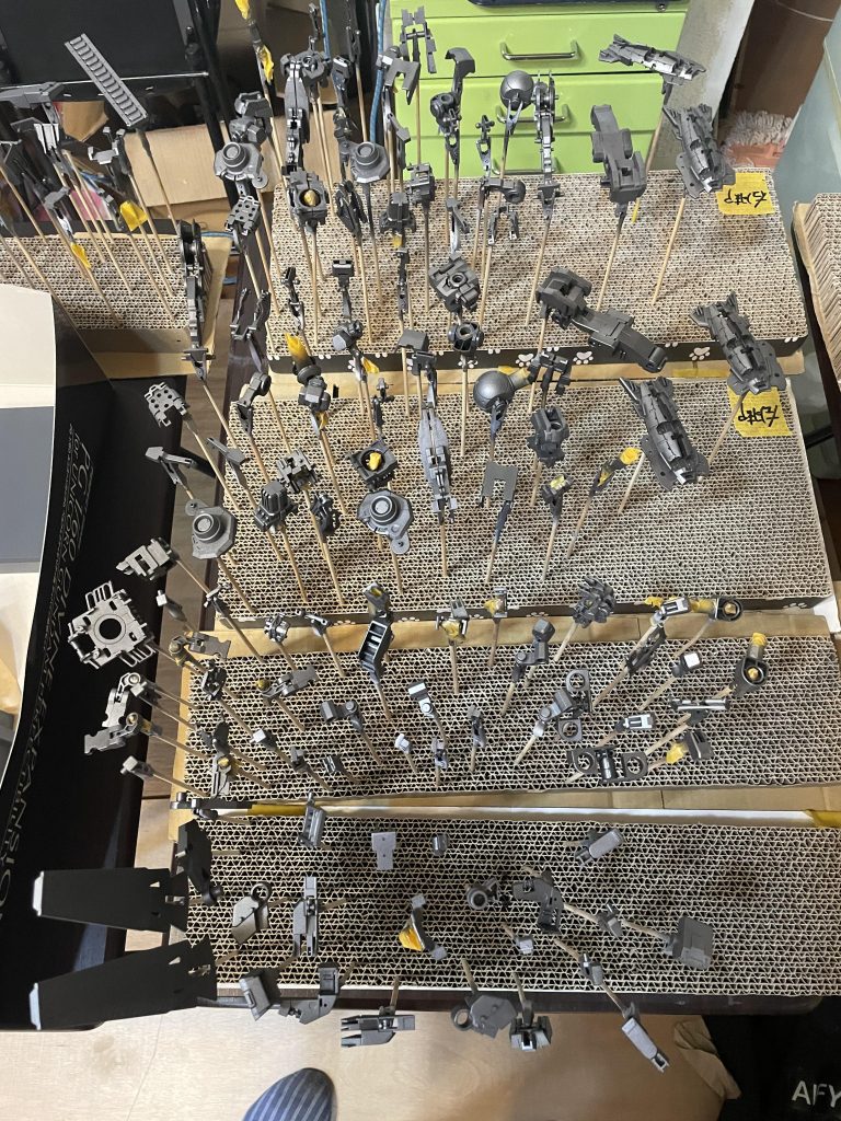 フレーム塗装は自己満足。ほぼ見えなくなるし😭もちろん最初にプライマーを塗ってます。