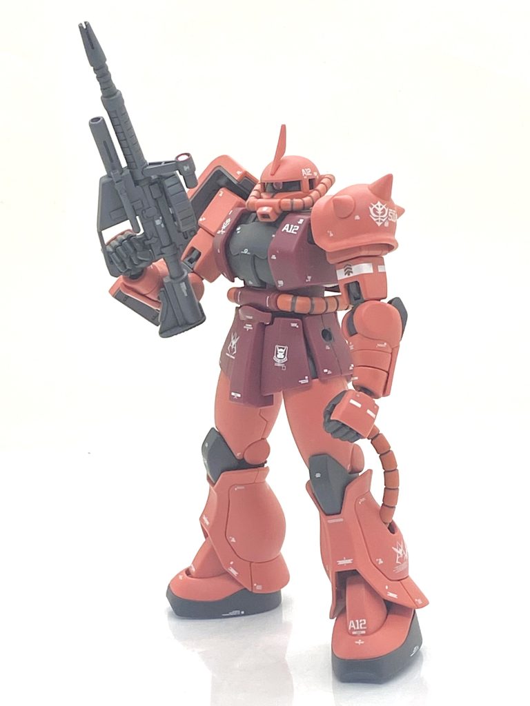 MMP-78マシンガンも持たせても全く違和感無かったです。