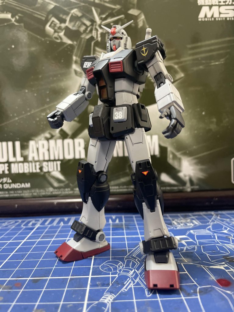 デカール貼るないとカッコよくならない…(ち○こアーマー外し忘れw)