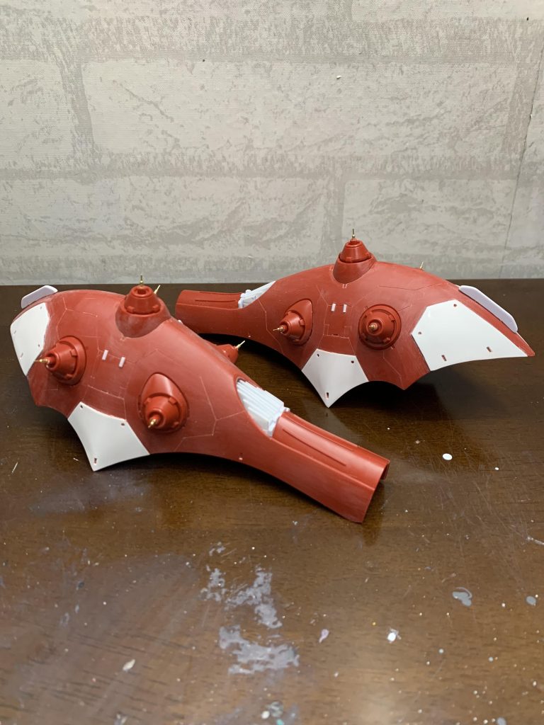 改修内容です。バインダーから始めました。色々な方の作品を参考に自分なりにデザインしてみました。曲線になっているシイタケがとても苦労しました。ファネルの先端には電子ピンを刺しています。