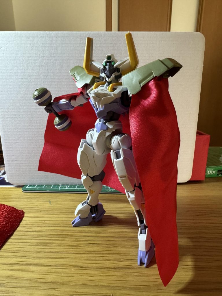 ツノつけてマントつけてアレイ持たしただけです、、、1番手がかかったのはウルトラアレイだったりします。