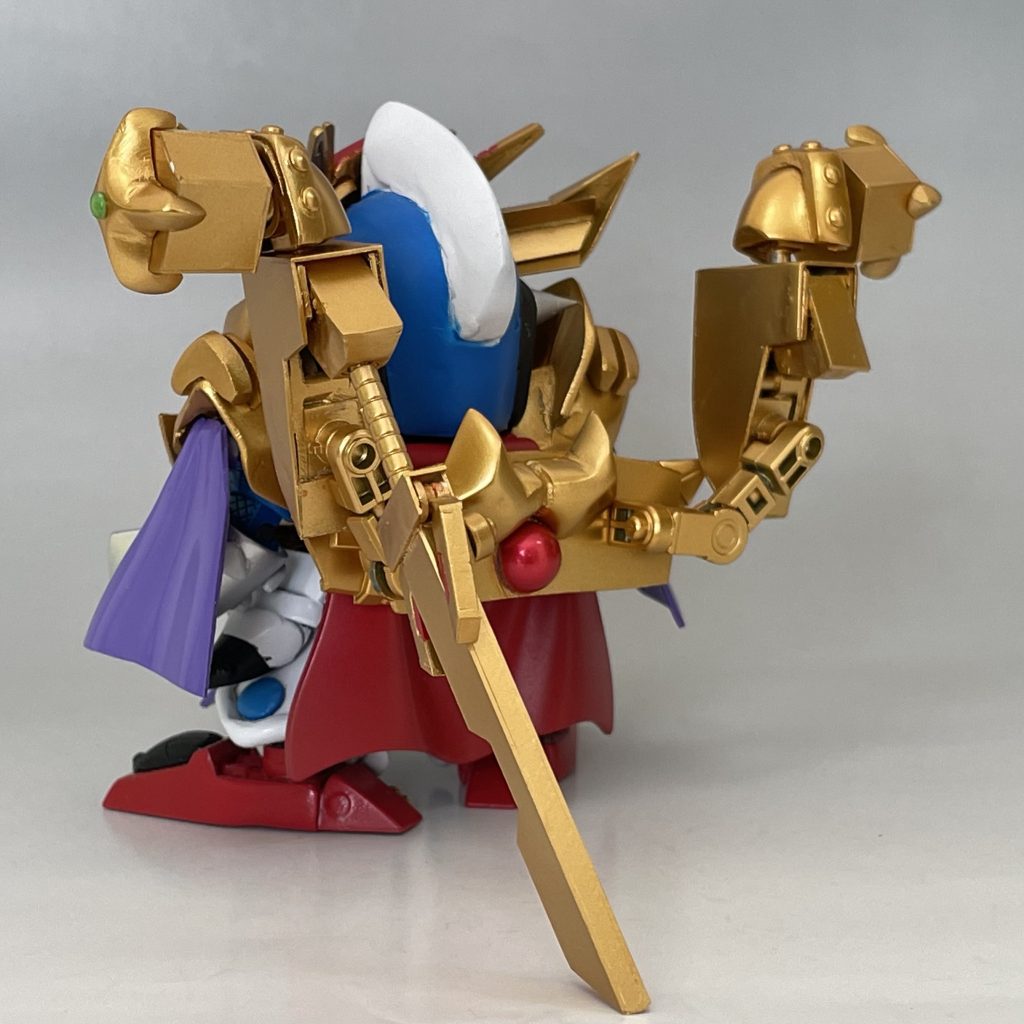 REAR背面は主に市販パーツとプラ板の組み合わせです。