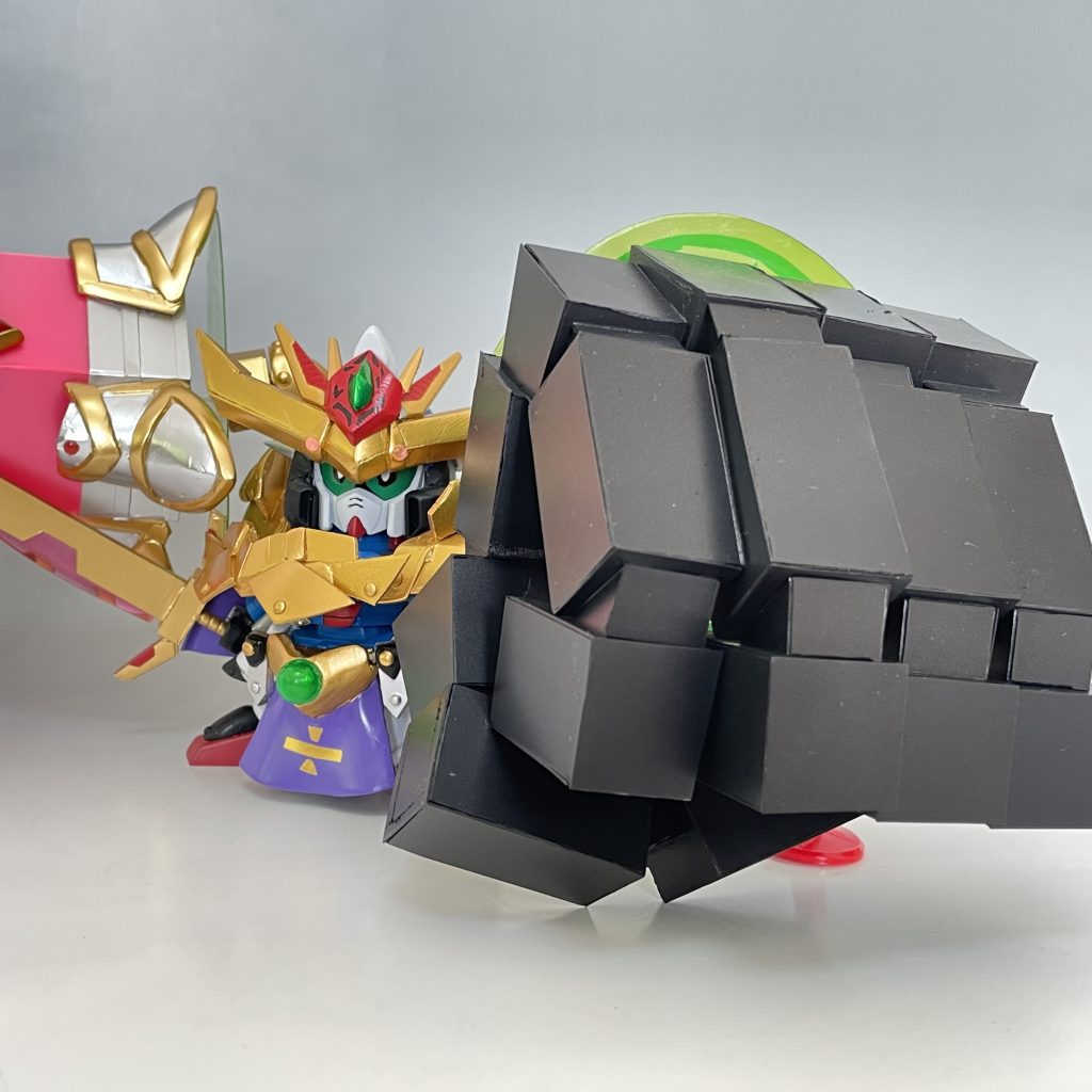 機兵の召喚ギミック。拳はプラ板で作りました。