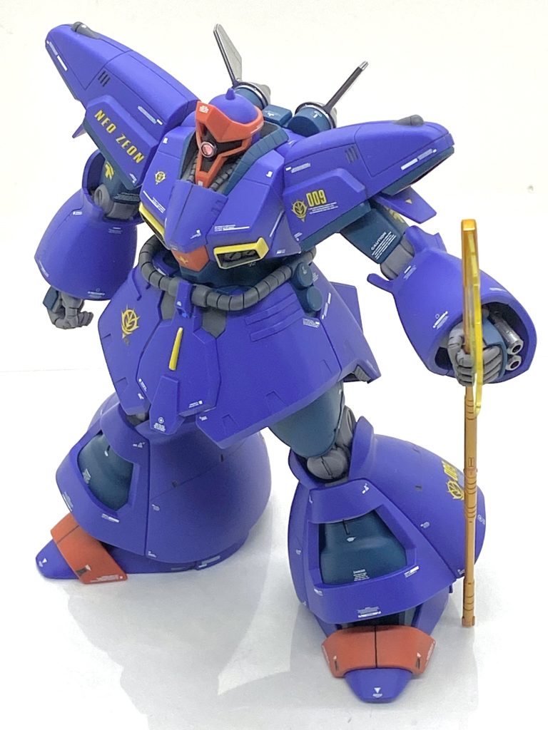 メタリック以外の部分は(クレオス)Mr.カラーGXスーパースムースクリアーをメタリック部やクリアーパーツには(ガイア)Ex-クリアーを吹き付けております。