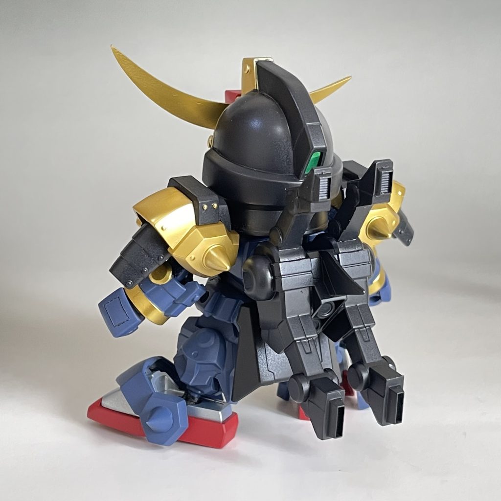 REARバックパックは市販パーツとプラ板で肉抜き埋めをしました。