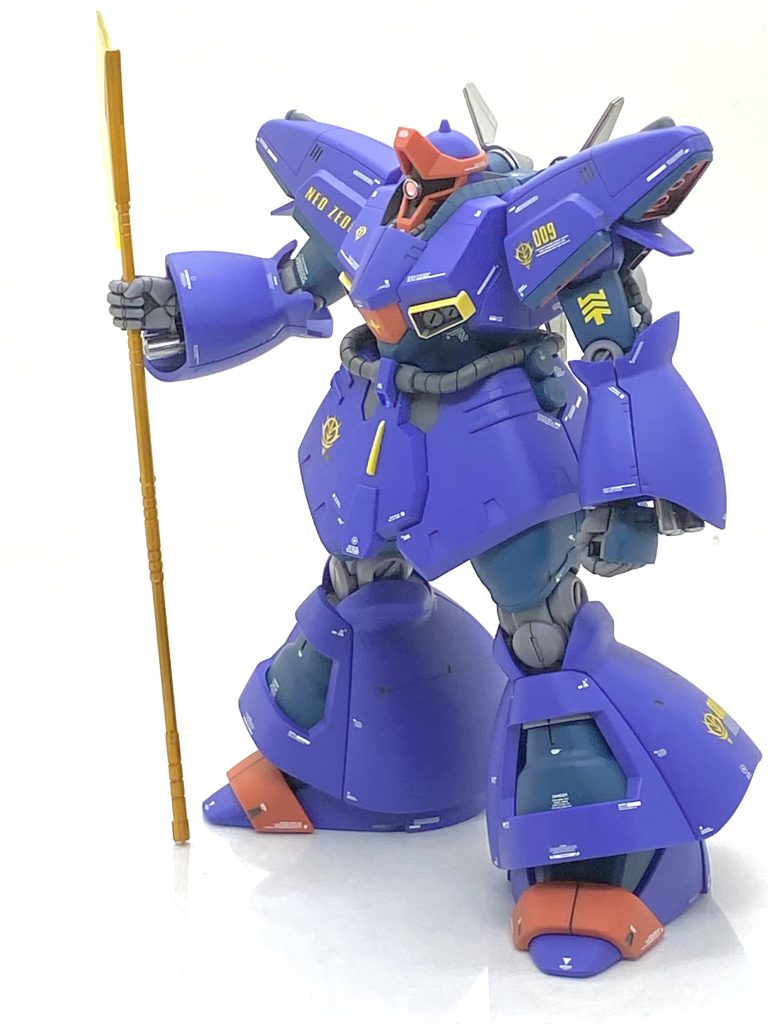 僧兵みたいなプロポーションですが大変作りやすいキットなのでZZ版も再販を望みます。