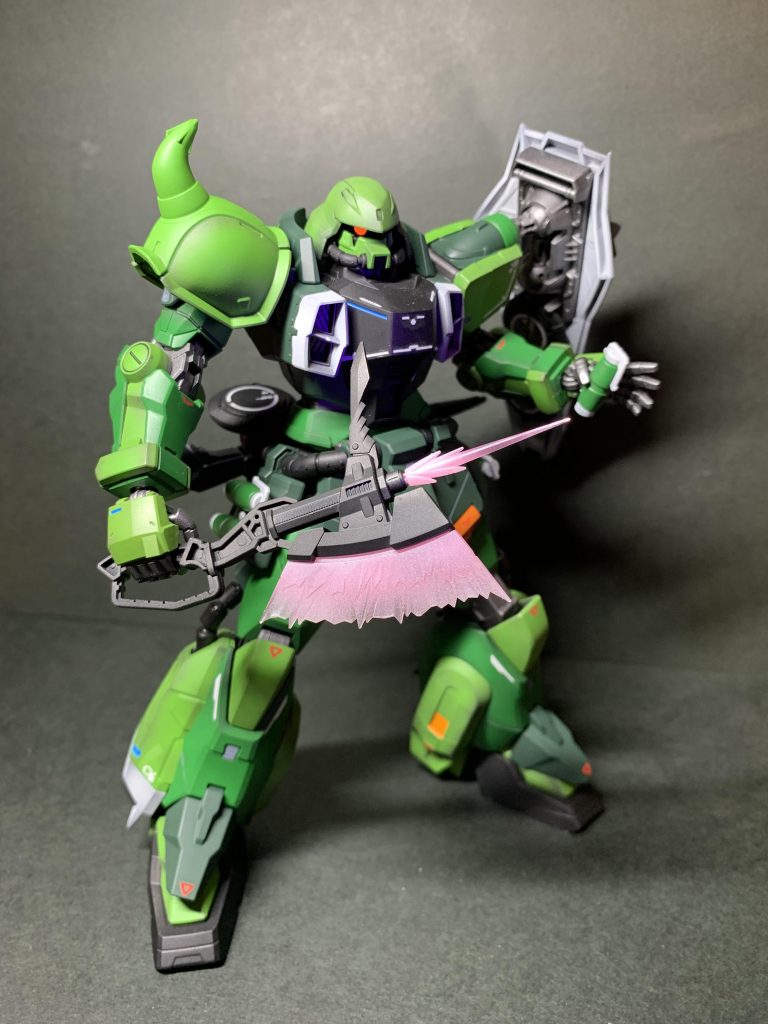 ザクにはあまり興味なかったのですがザクウォーリアはめっちゃいいです。MG大好きだからプレバンだけじゃ無くて店頭に並ぶようにして欲しい。再販でもいいから最近はカトキゼータしか見ない