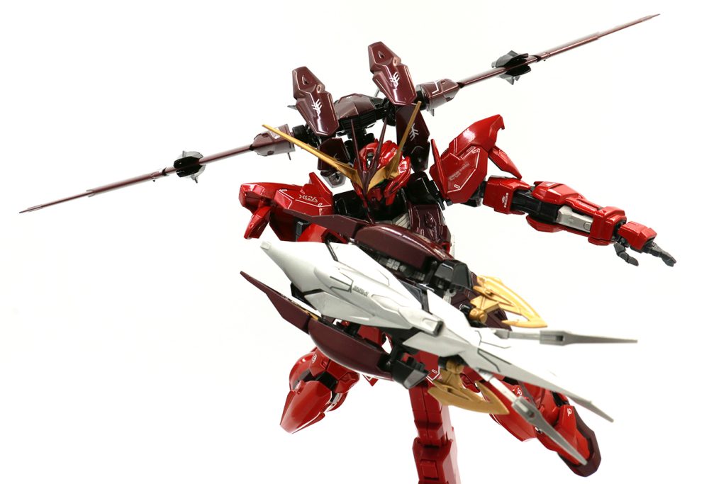 トリケロス改によるアクションですこの武器はギミックが満載で凄いです