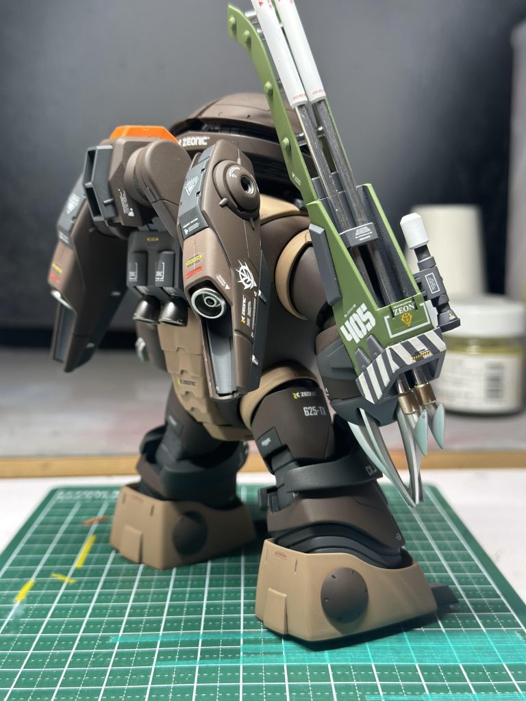 HGUC アッガイ改修型–2枚目/制作者：Kookboon