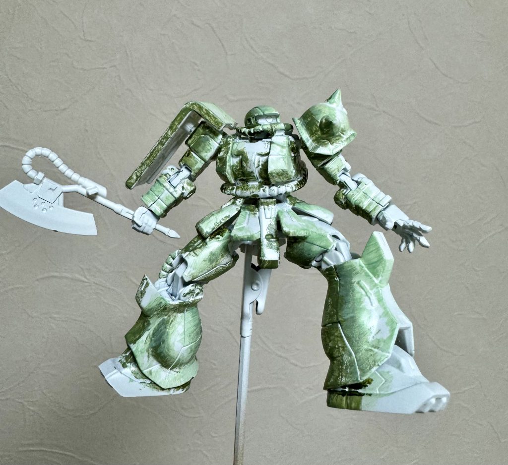 色付けの途中。筆塗りです。