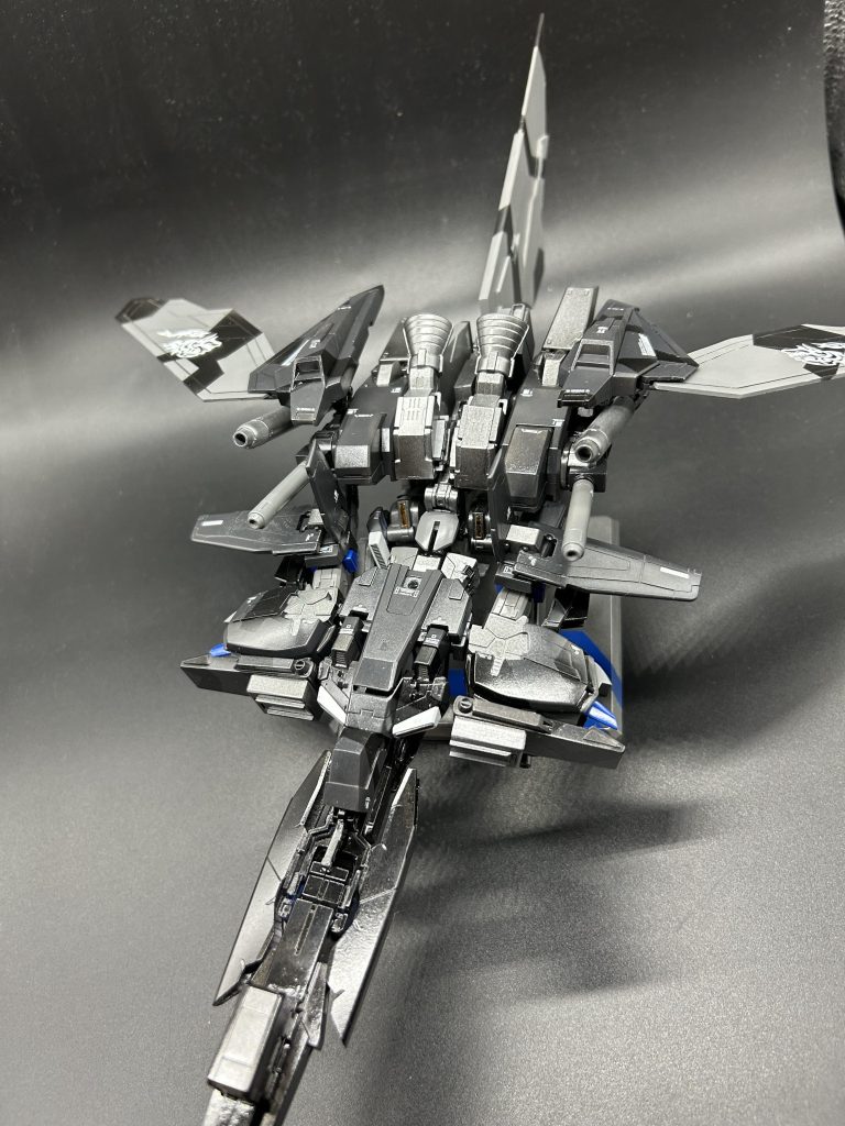 Gフォートレスコア・トップとコア・ベースがそのまま合体した形になる飛行形態。MS形態時と比べ、航続距離及び加速性能が飛躍的に向上し、宇宙巡洋艦クラスの性能を得ることができる。ただしコアブロックがむき出しになってしまうという欠点がある。各部バーニア及び制御翼はフレキシブルに稼働し、従来の戦闘機ではなし得ないような挙動が可能である。